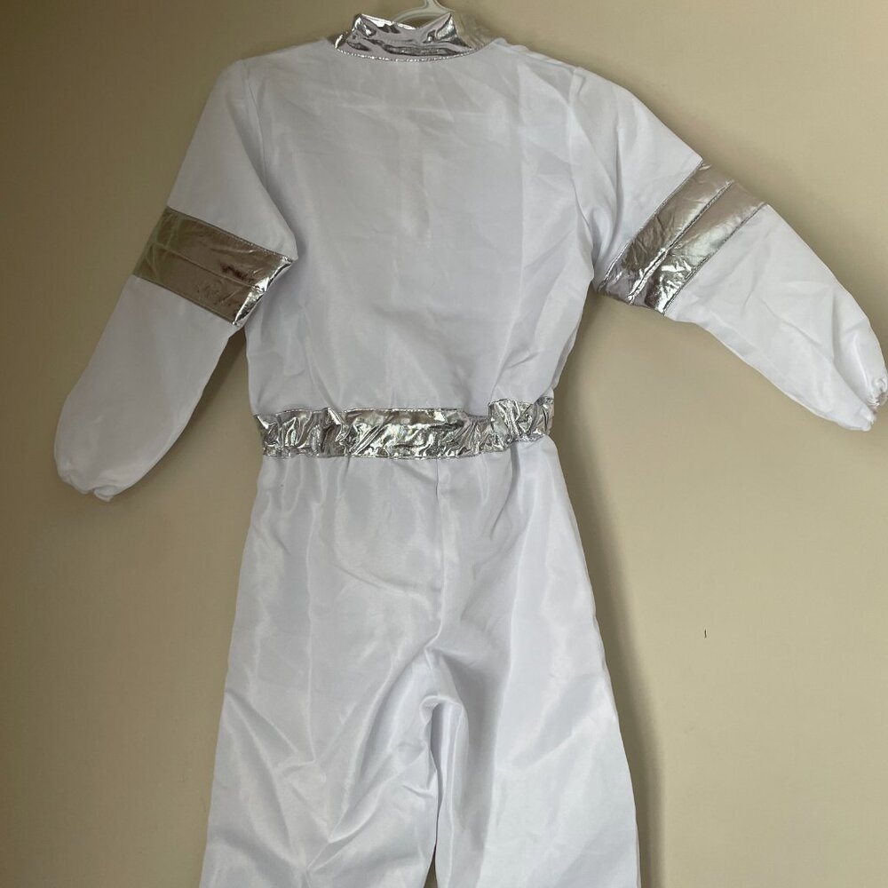 Astronaut Costume - Picture 3 of 14